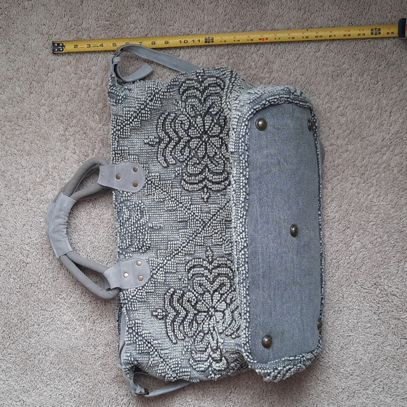 Lovestitch Sequoia embellished weekender bag - Picture 10 of 11